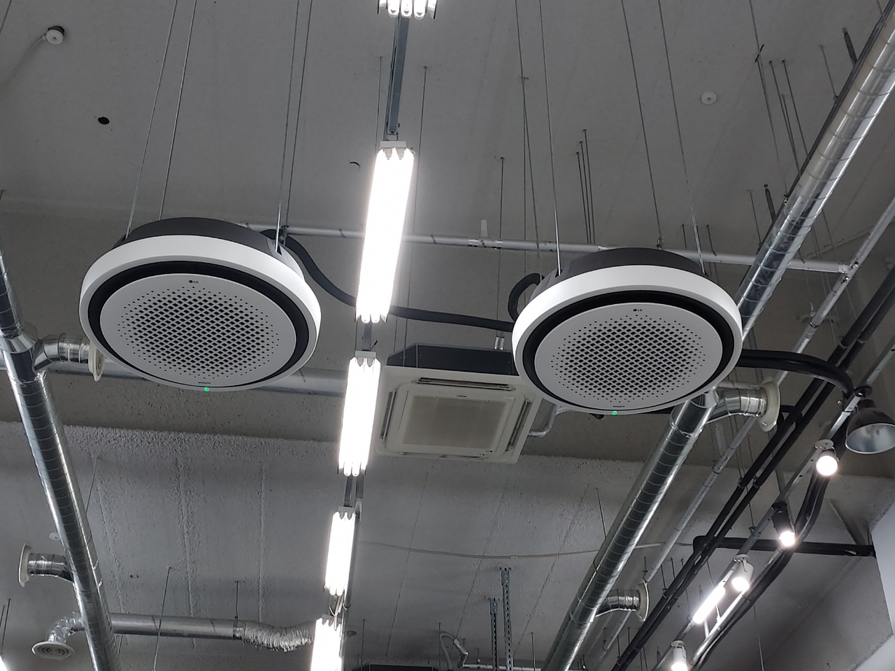 냉난방기팝니다