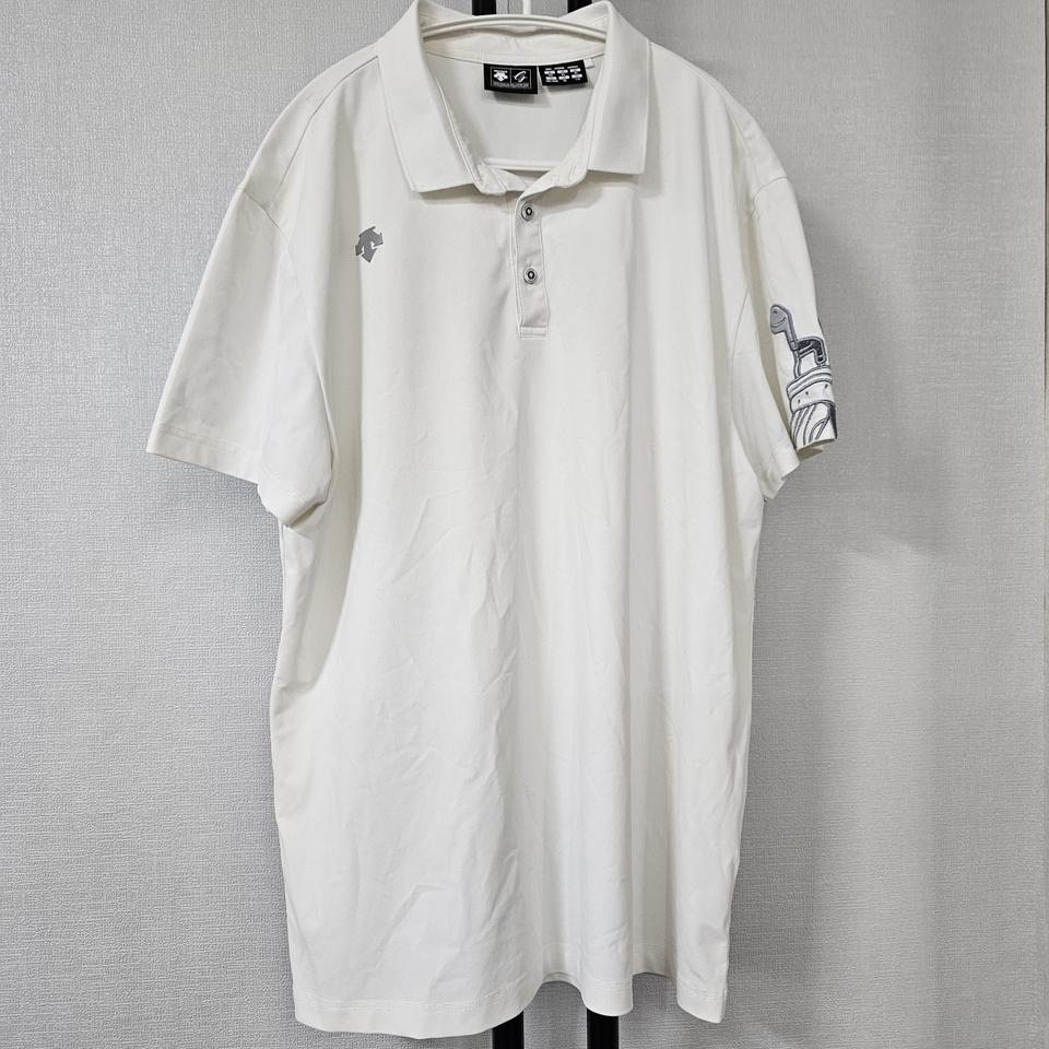 ㅍ33 남성 데상트 카라 반팔티 110사이즈 10,000원 판매해요~!