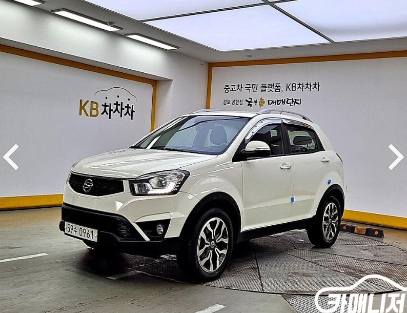 뉴 코란도C 680만원 중고차