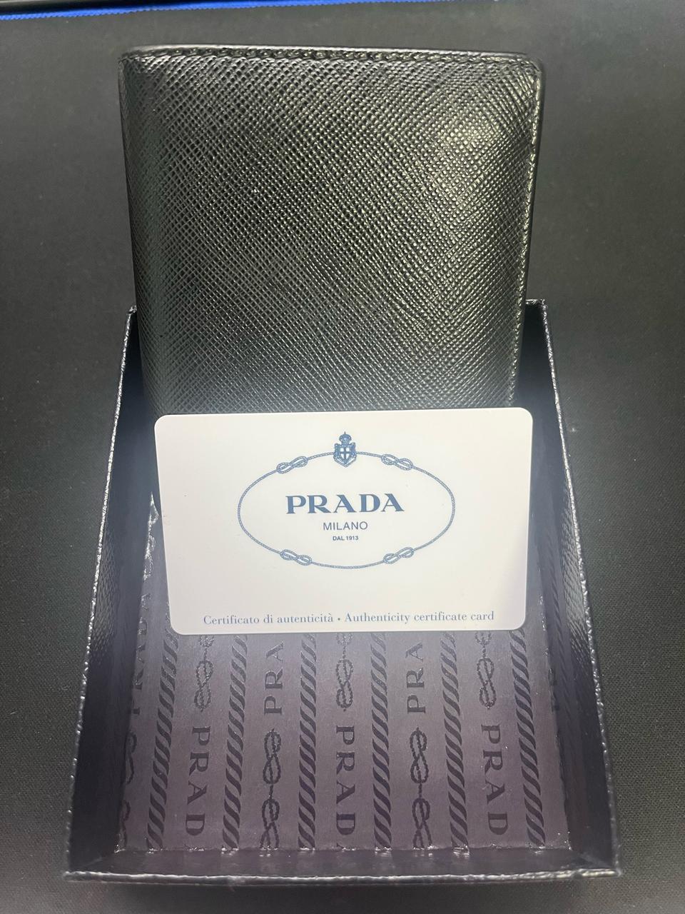 프라다남자반지갑