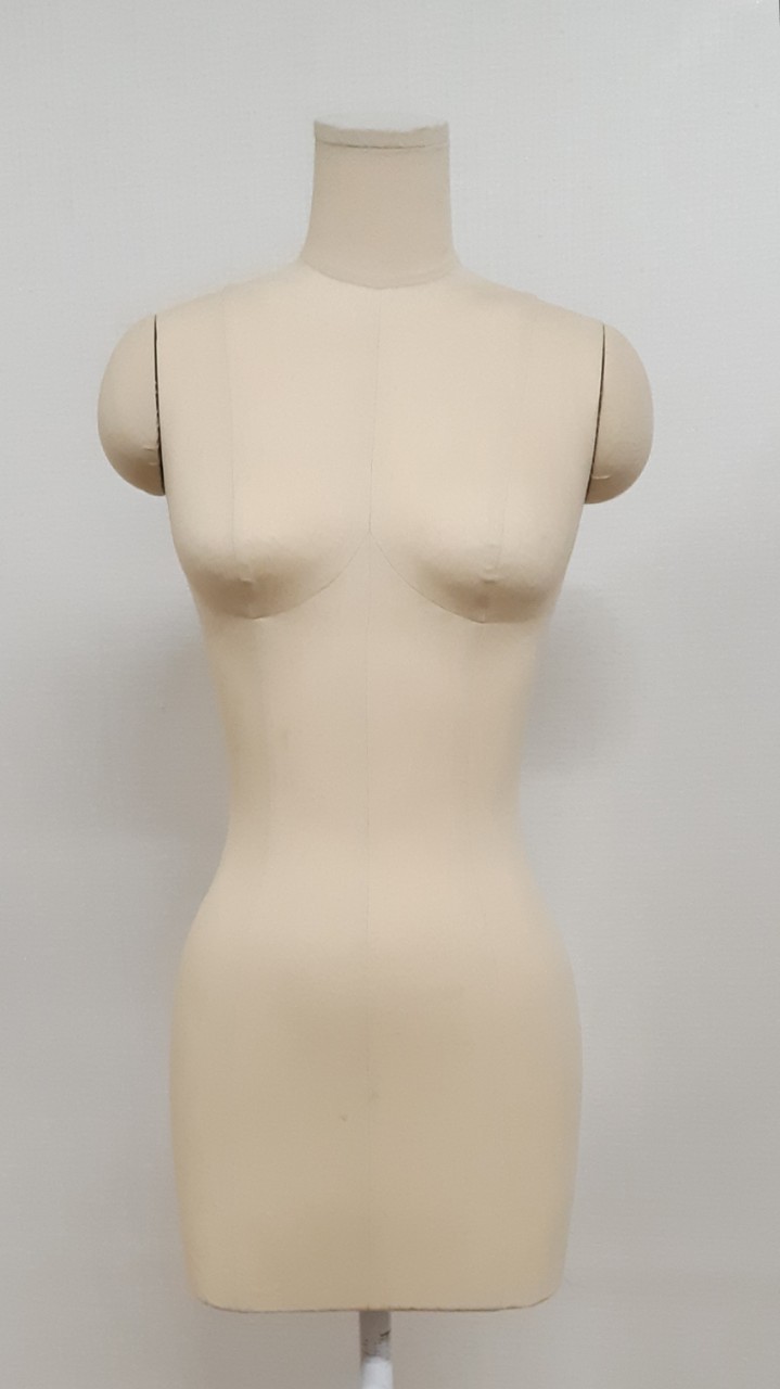 44사이즈 여자 마네킹