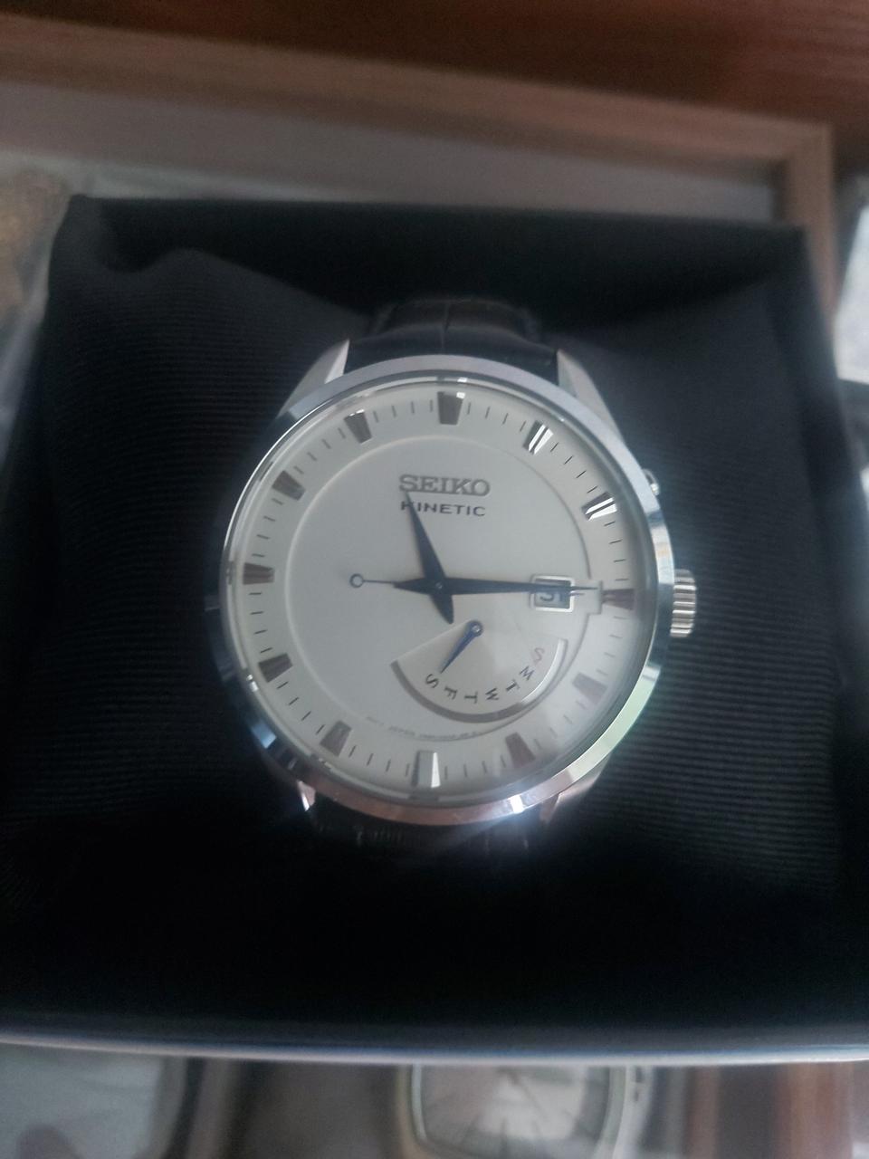 세이코 키네틱시계
