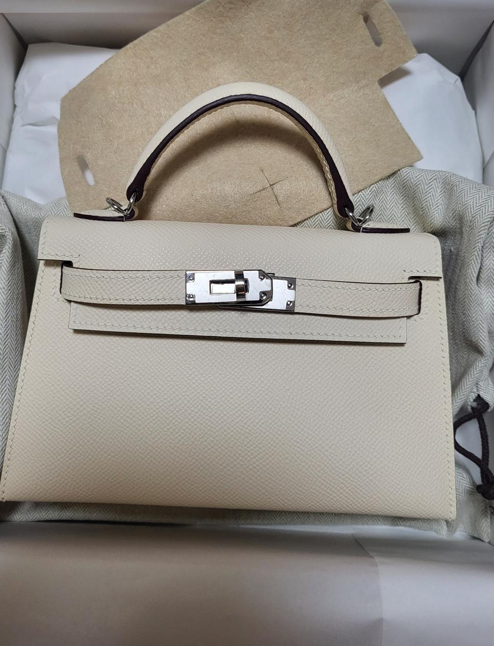 에르메스 미니켈리 나타