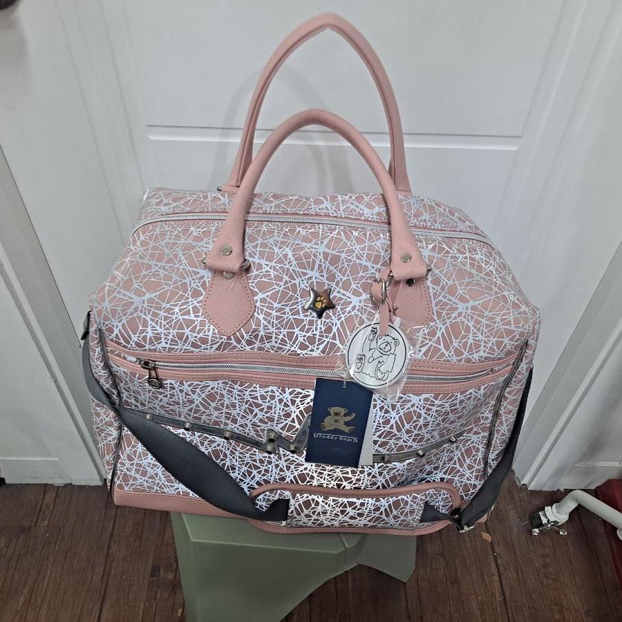 디자인 예쁜 테디베어 미사용 보스턴백 저렴하게 판매합니다