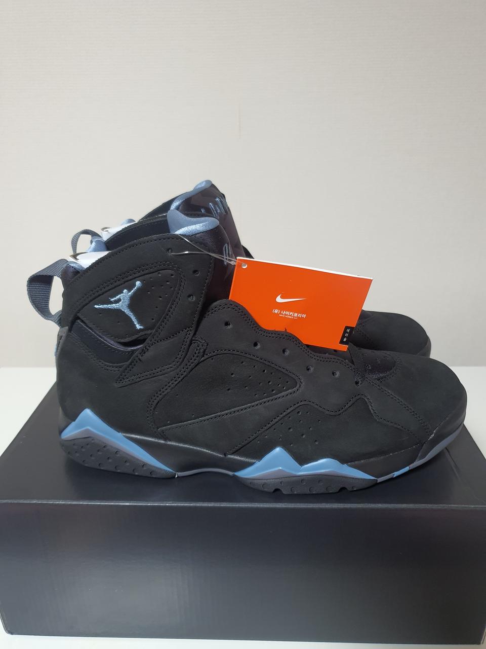 조던7 레트로 블랙 샴브레이 280