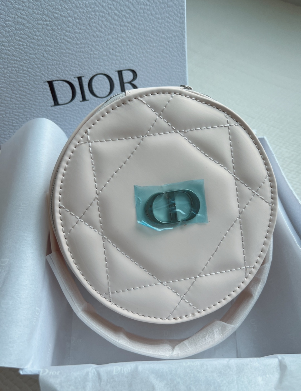 디올베니티원형손잡이파우치 정품박스구성 무료배송