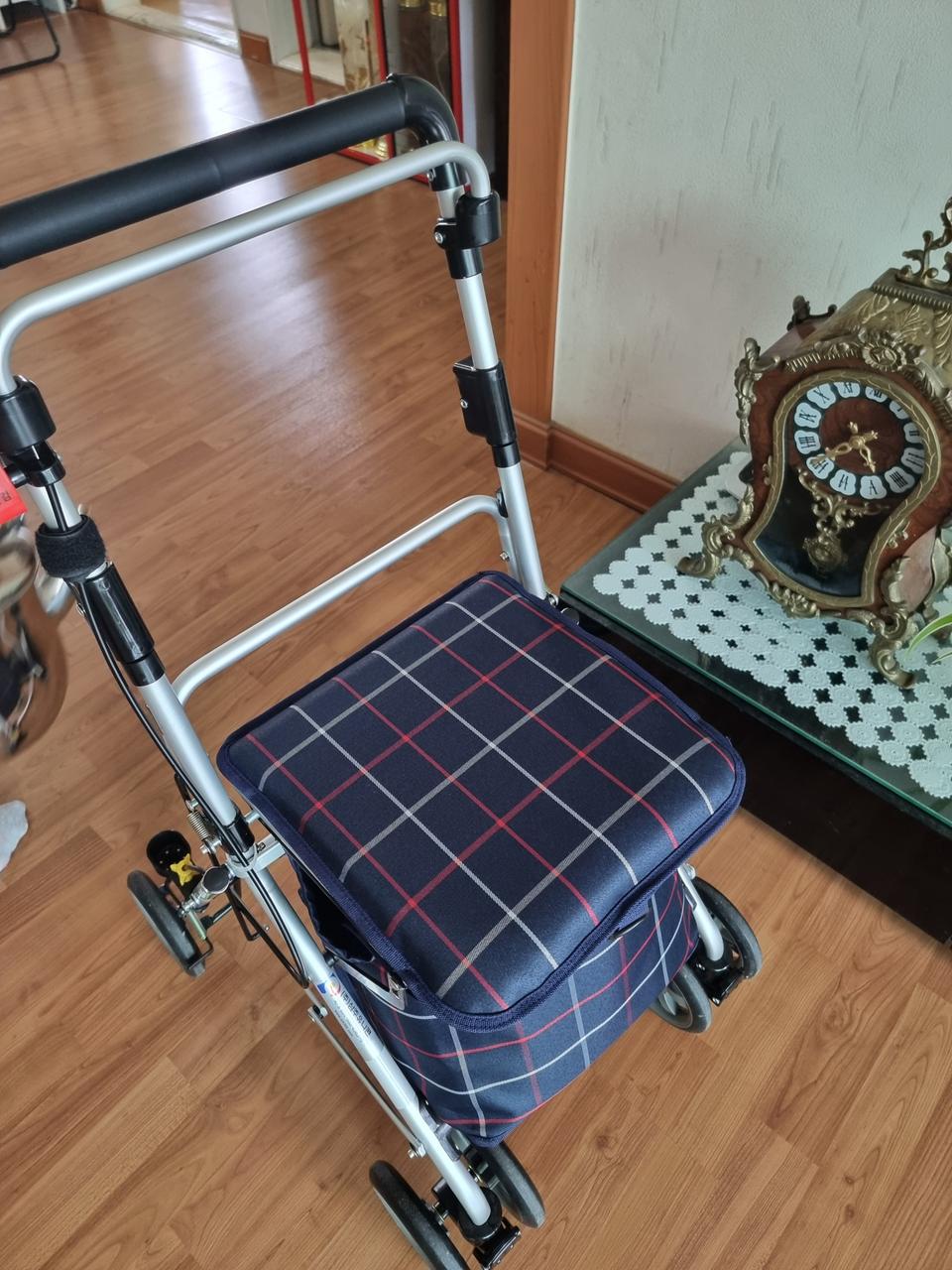 성인용보행기(실버카)