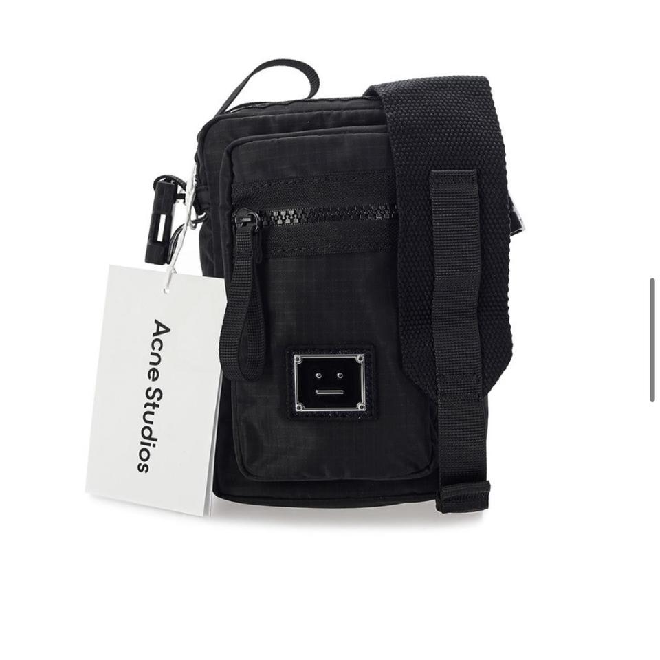 아크네스튜디오 크로스백