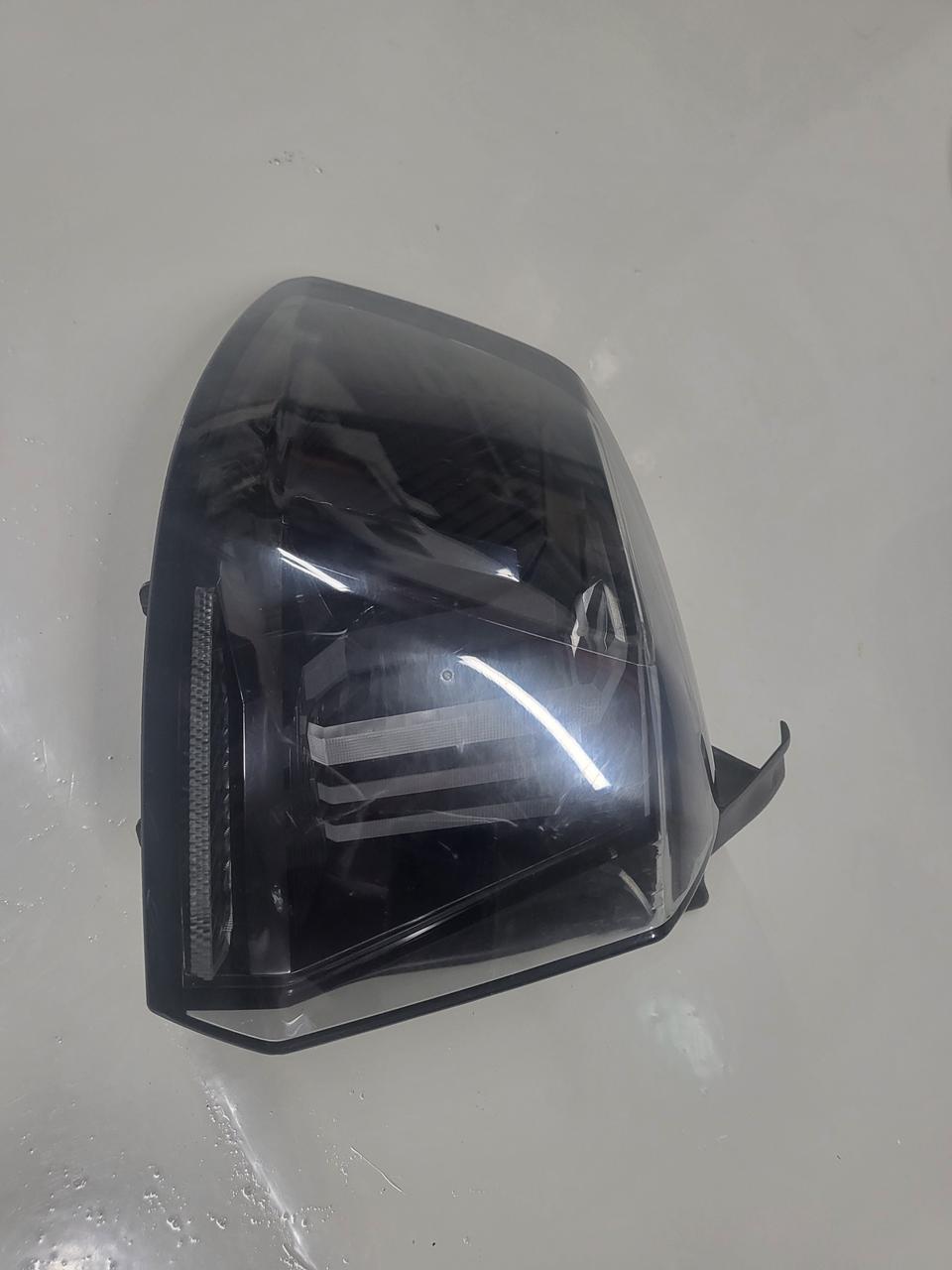 퓨조 후미등 운전석  판매