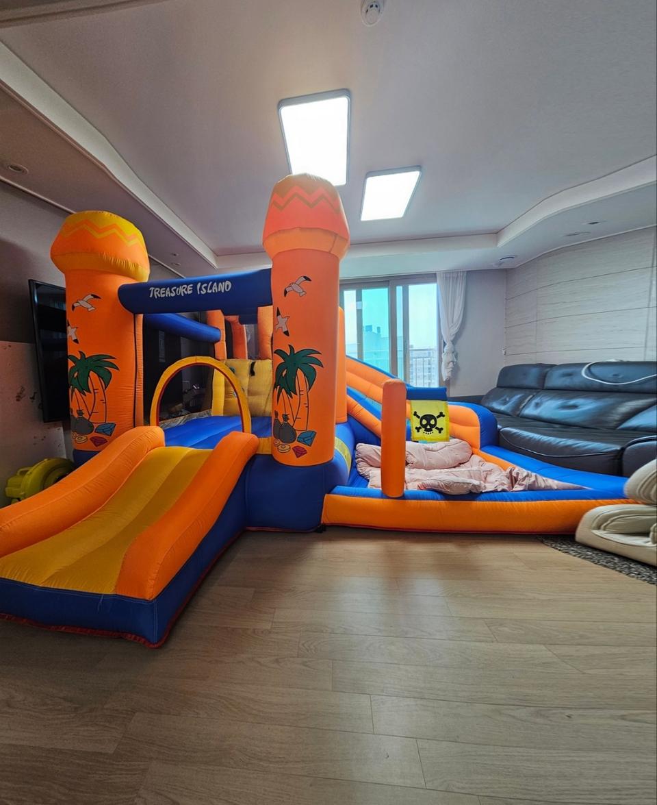 에어바운스 2개