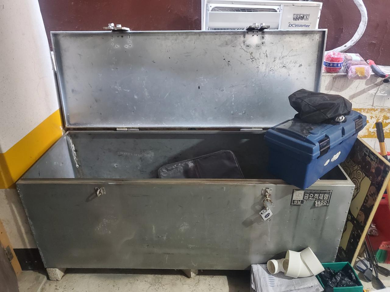 적재함 공구함 판매합니다.