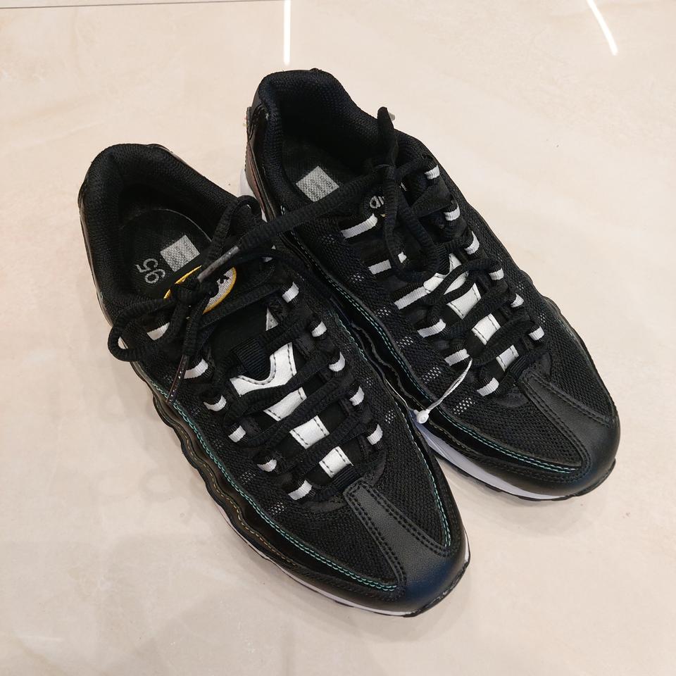 (235) 나이키 에어맥스95 운동화