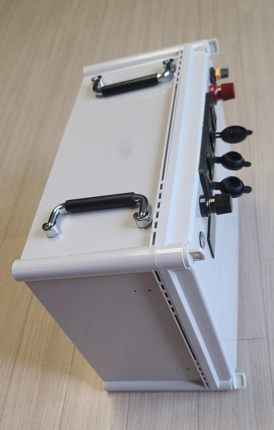 올인원 파워뱃크 250ahㅡ인버터2000w