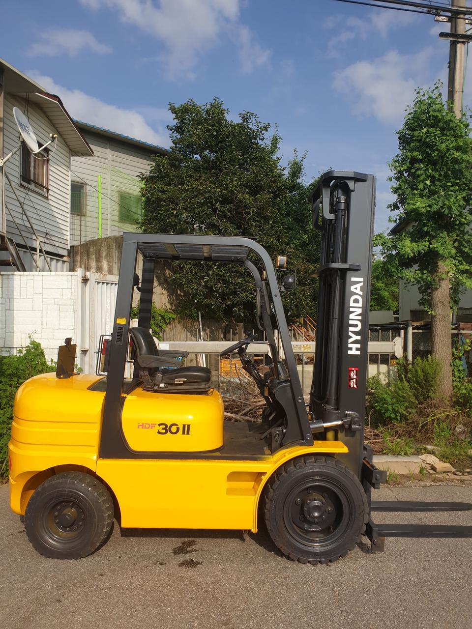 현대 HDF30 3단 디젤 중고 지게차 판매합니다