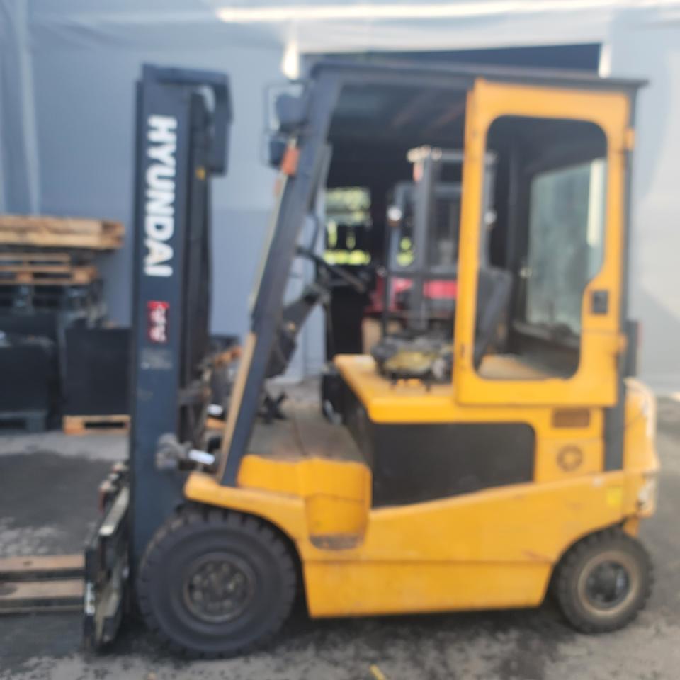 현대 2.5톤 싸이쉬프트 전동 지게차 판매합니다