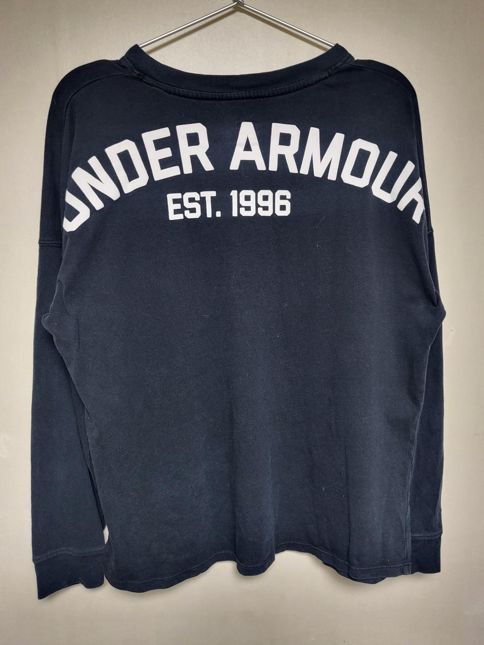 언더아머 기본 라운드면티