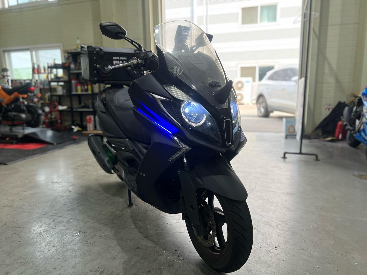 16년식 킴코 다운타운ST125 4만km 무광블랙 판매