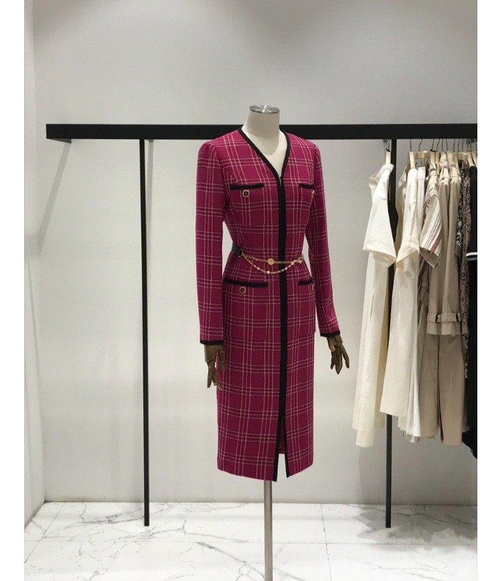 모조에스핀원피스