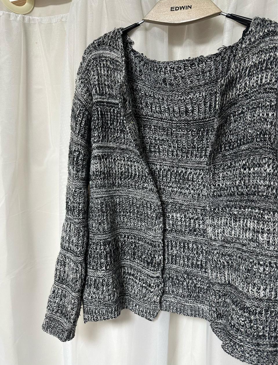 니트 크롭 보카시 가디건 그레이