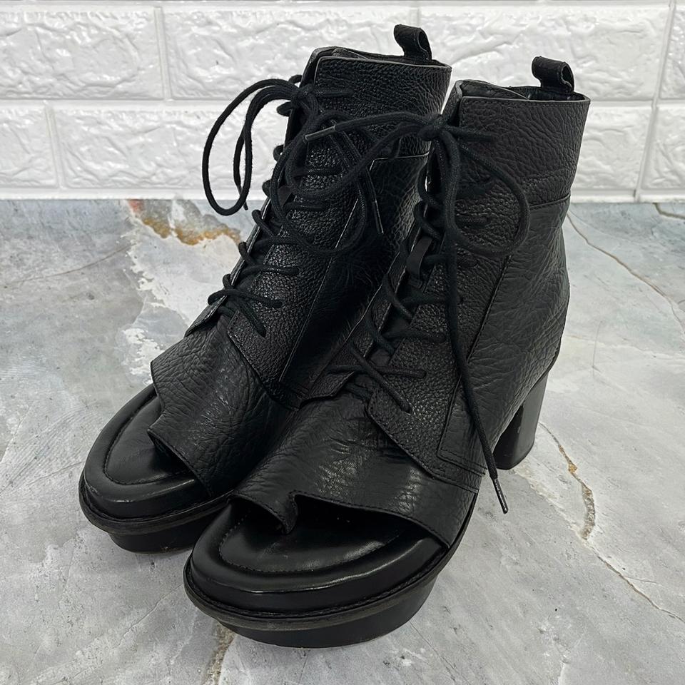 [240,37] 알렉산더왕 여성 가죽 구두