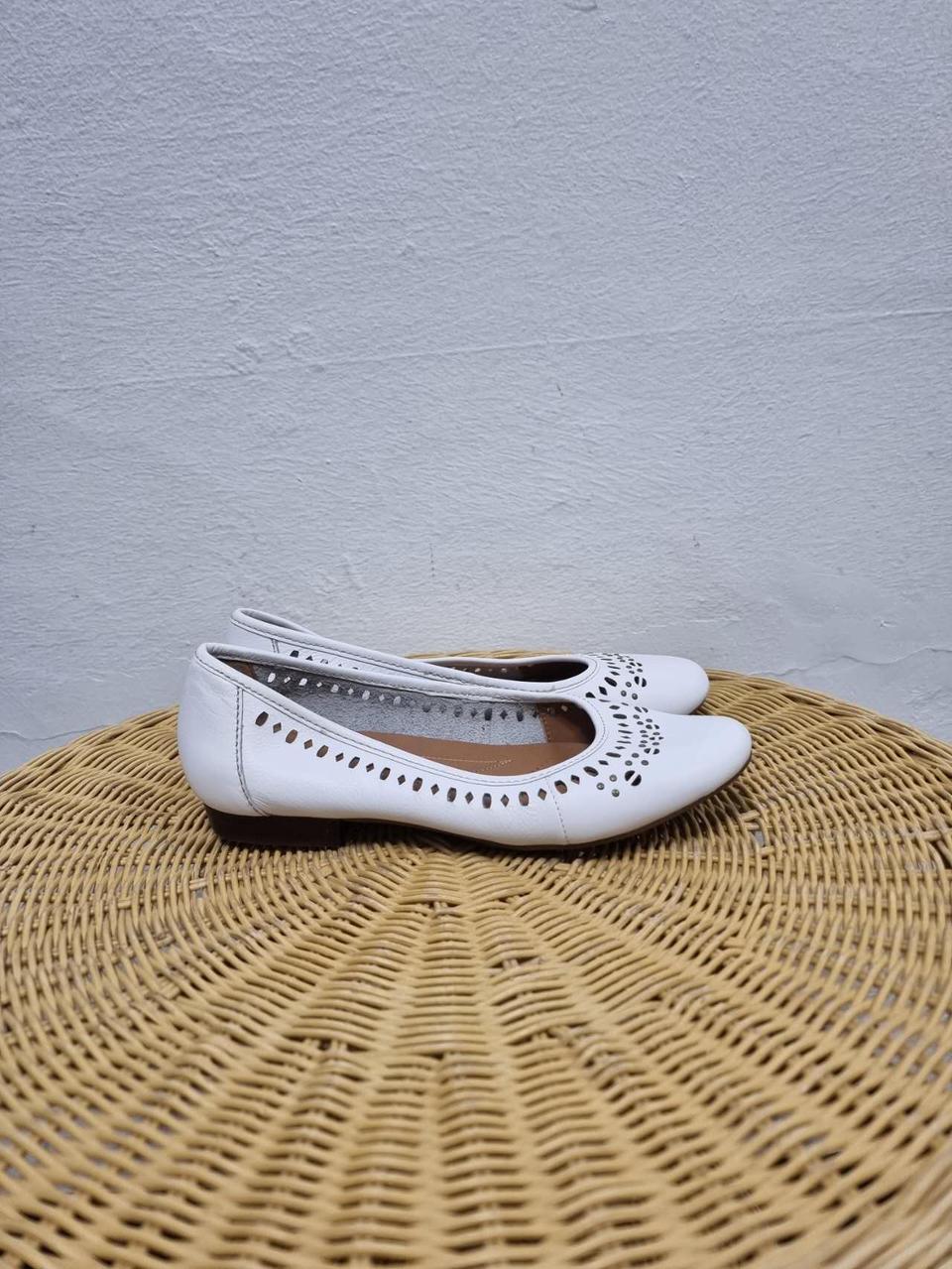 클락스 여성 스니커즈 사이즈235 상태좋아요 X1-383