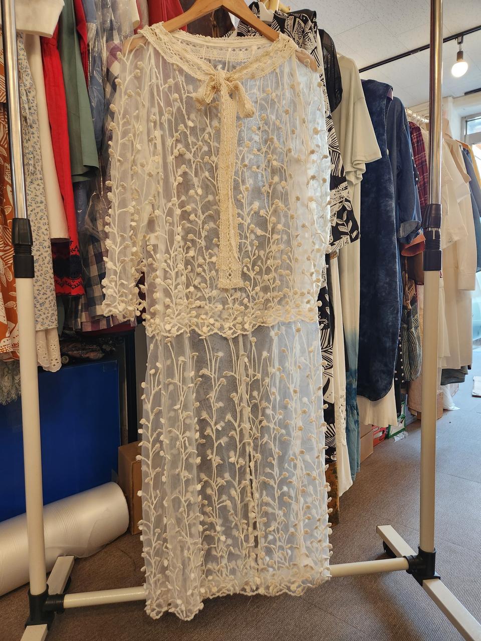 새것)국산 실크 꽃밭원피스 66