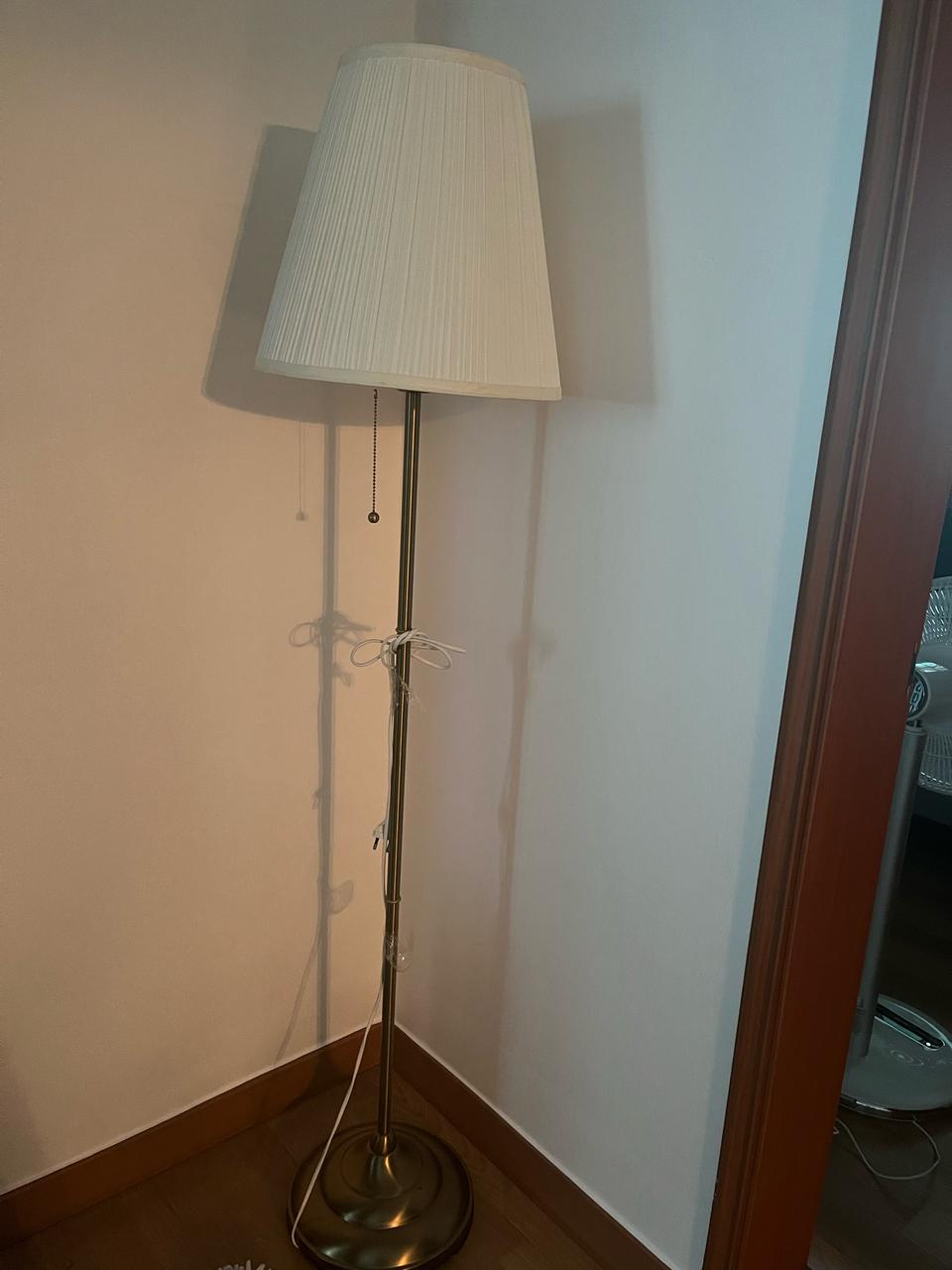 이케이 스탠드조명