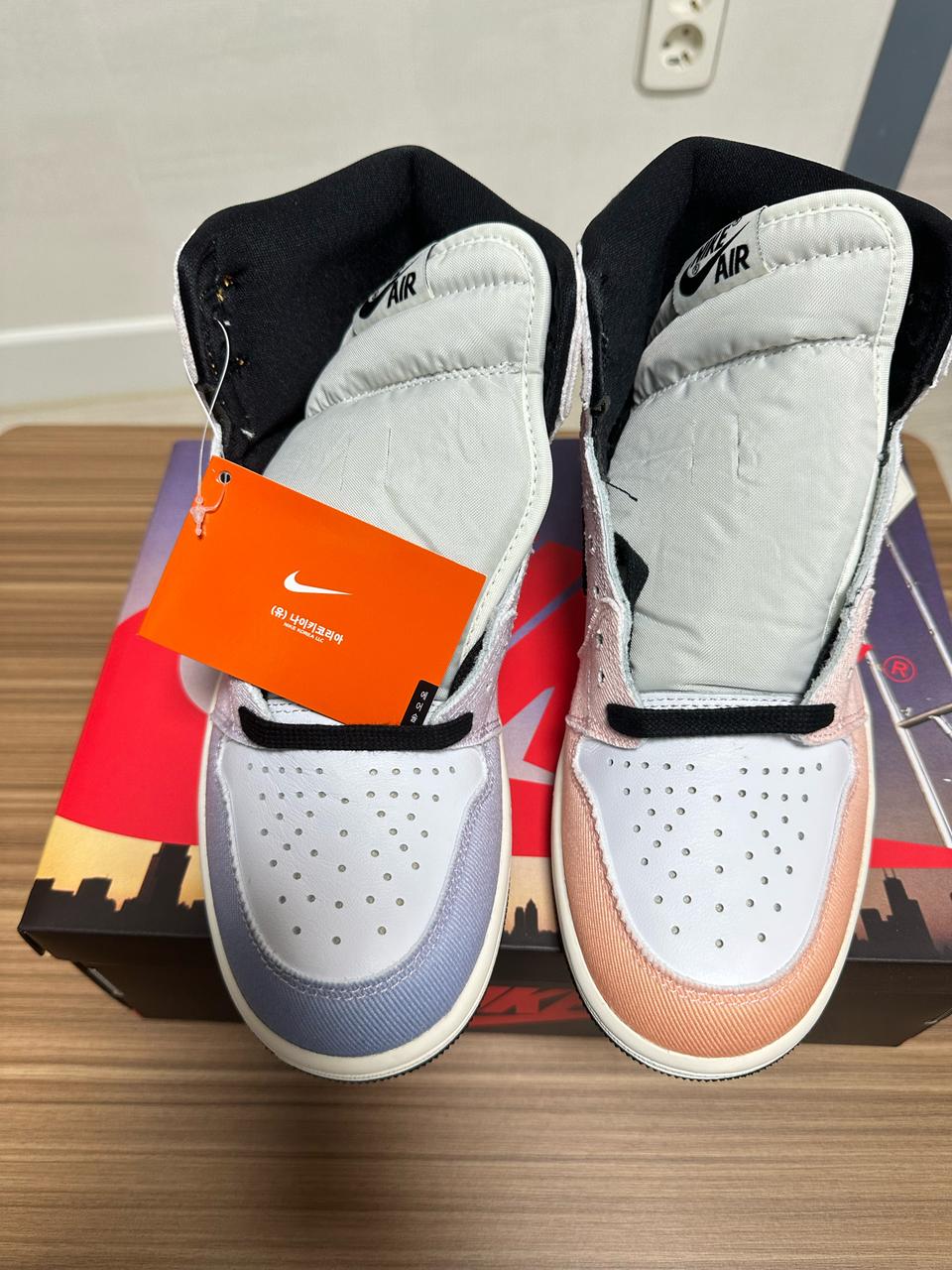 (255)에어 조던 1 레트로 하이 OG 멀티 컬러