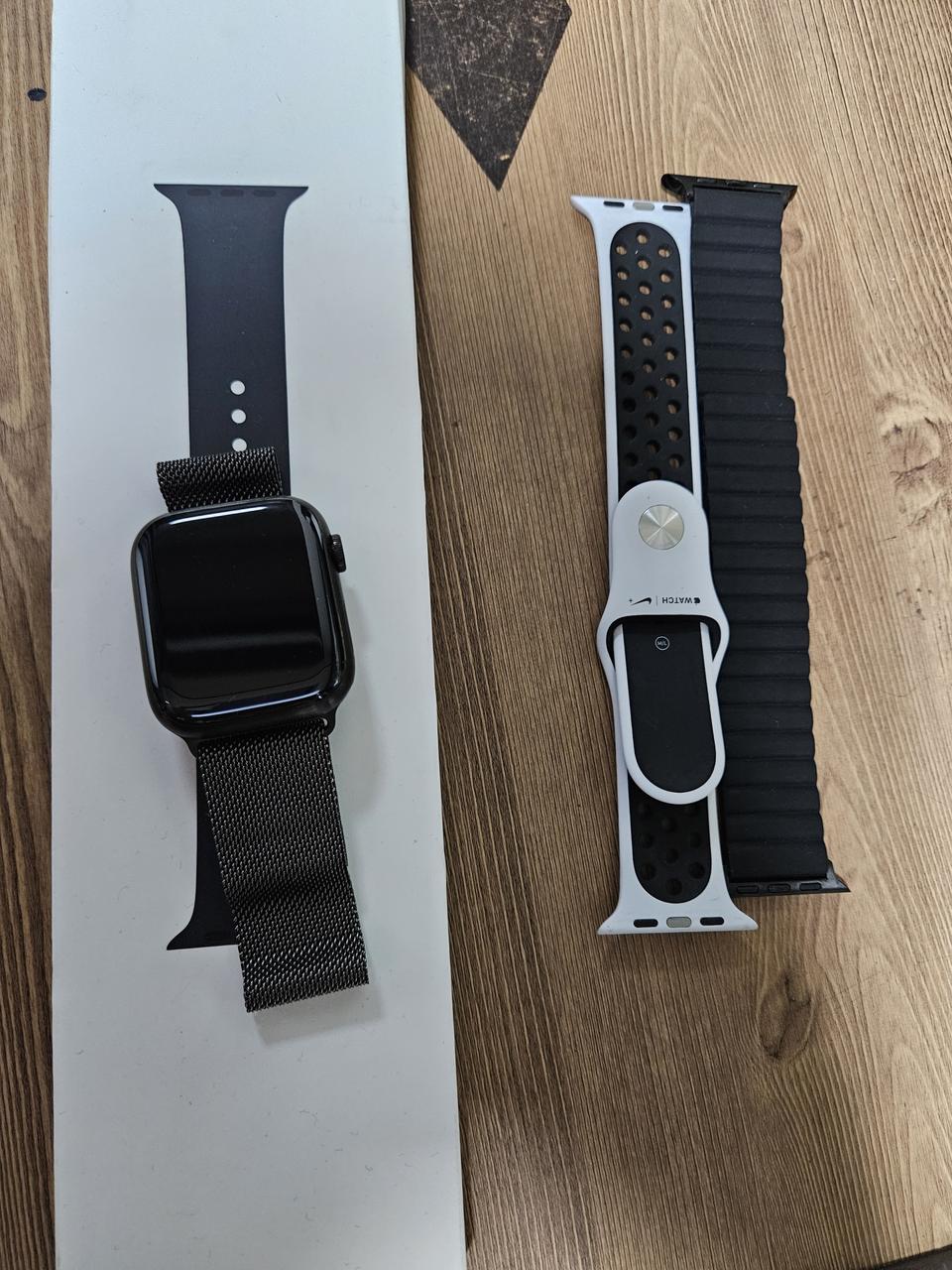 애플워치7 45mm 블랙 티타늄 55만원에 팝니다(s급)