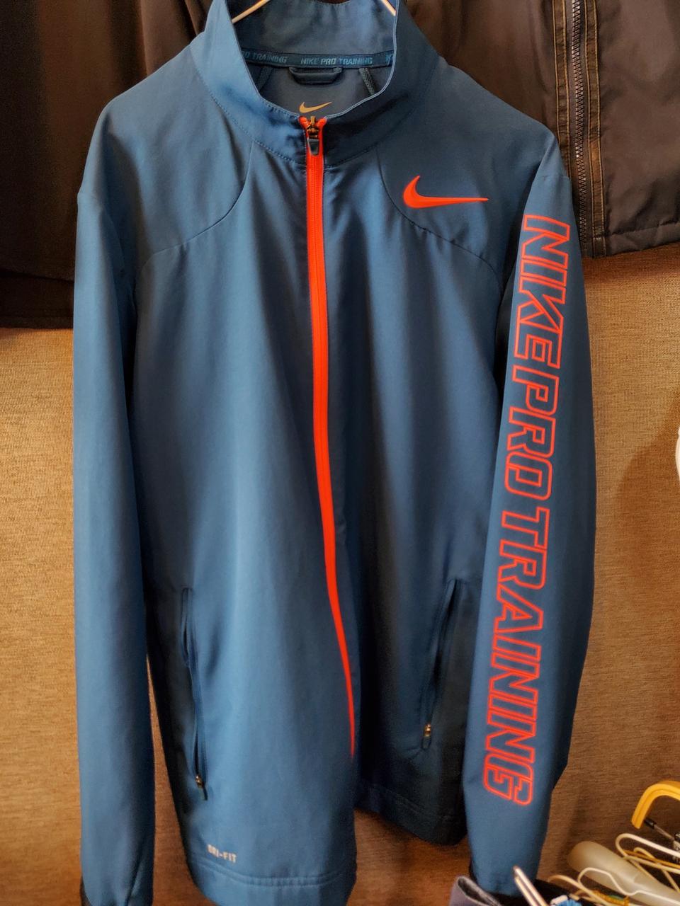 나이키 프로 트레이닝 트랙탑 저지 바람막이 자켓 L 스포츠 헬스 조깅