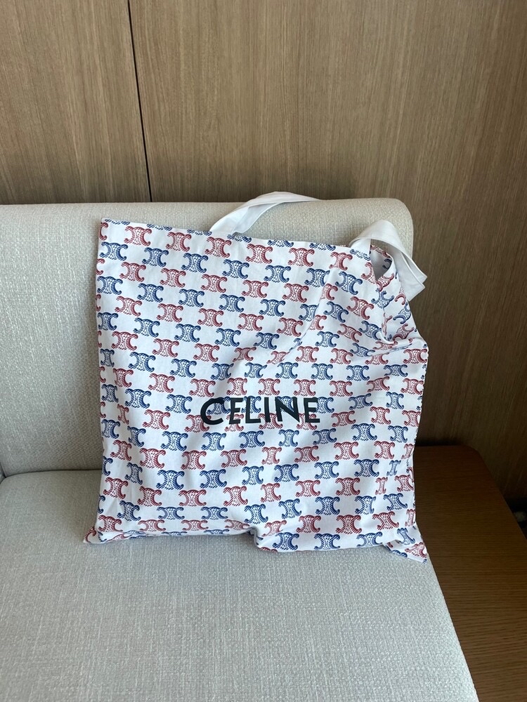 셀린느 테니스에코백 라지사이즈 새상품