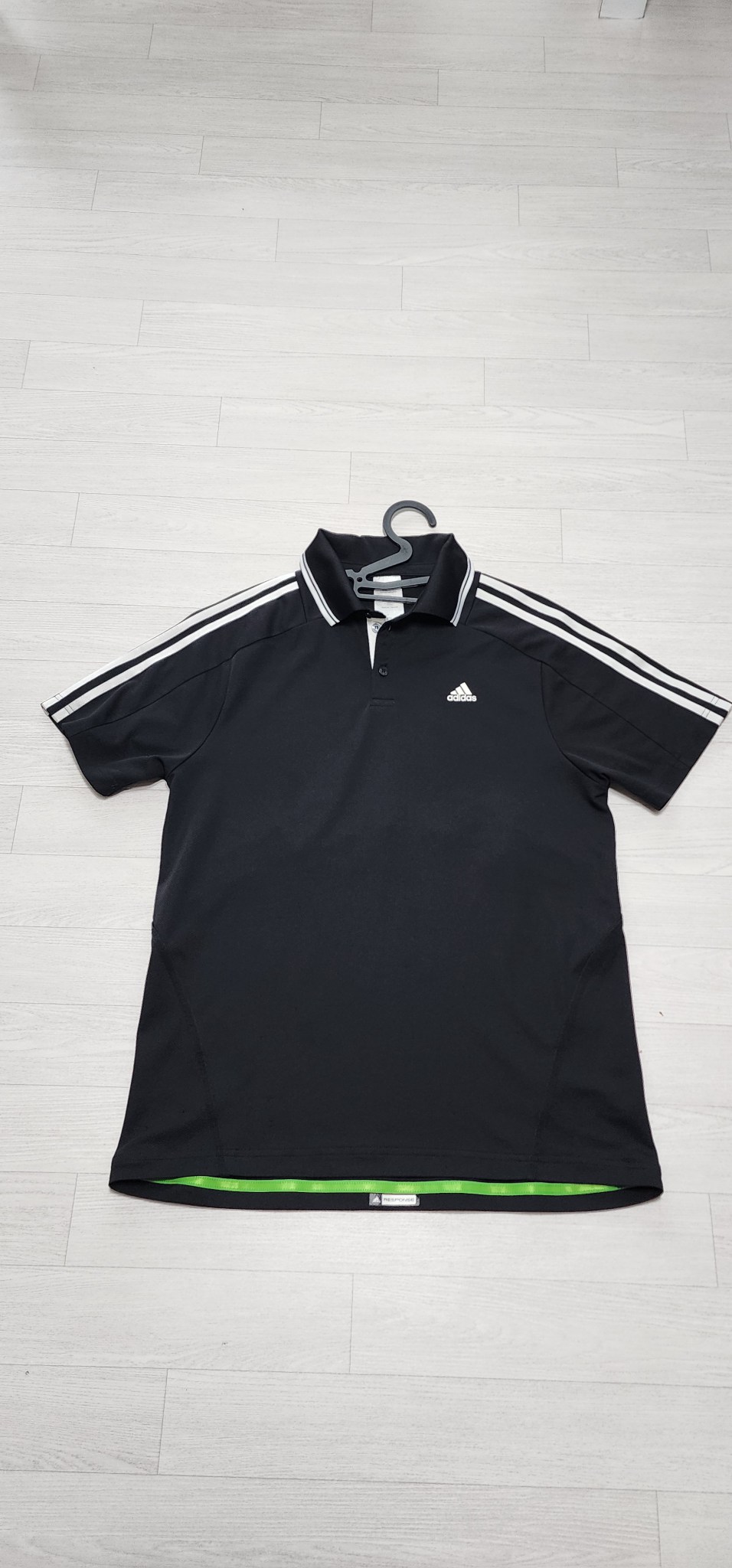 아디다스 남성 반팔티 100