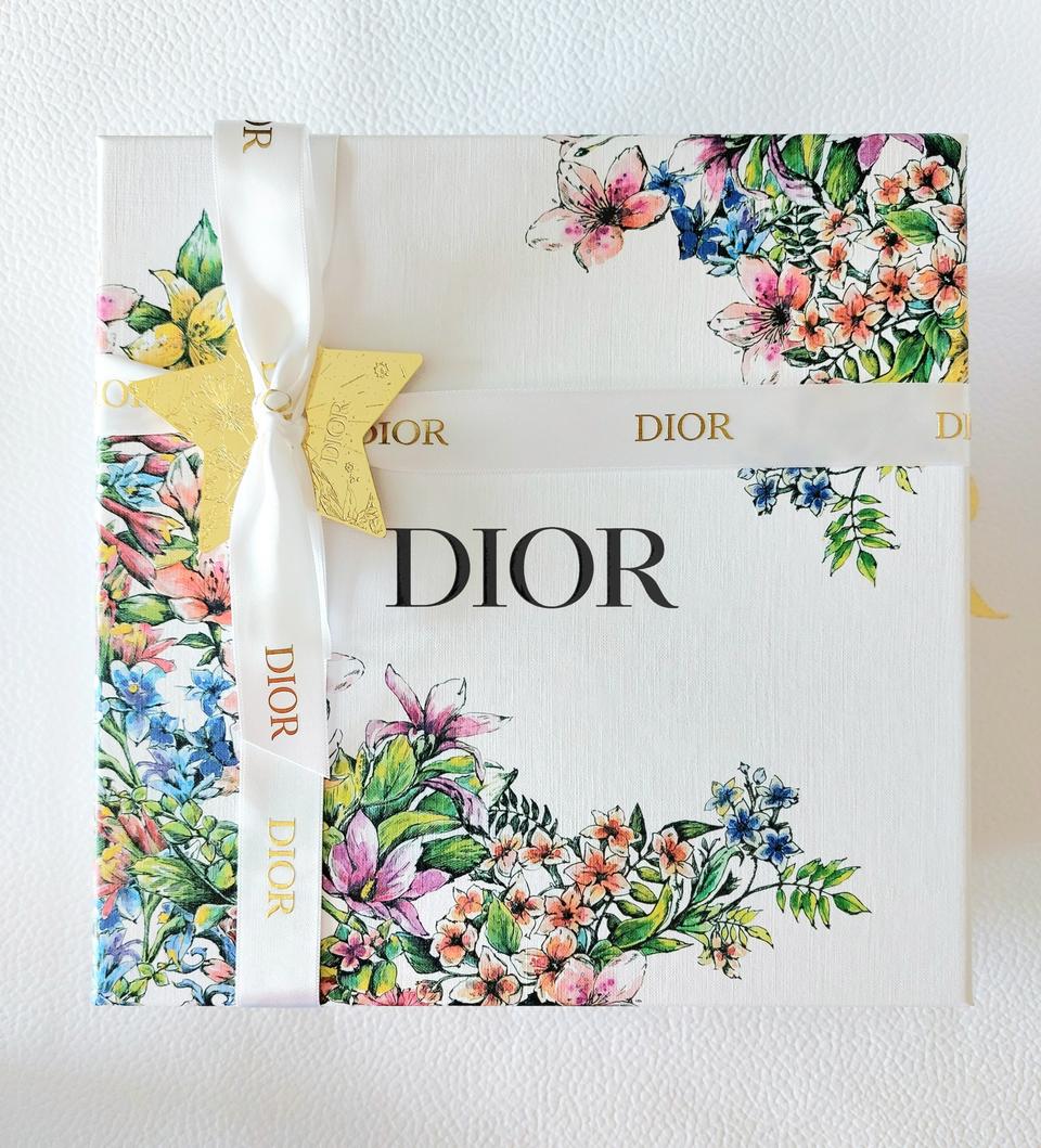 뷰티제품)디올 선물케이스 포장상자 포장케이스 디올쇼핑백 새상품