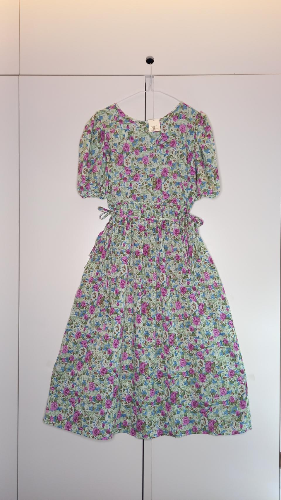 새상품  장미 샤랄  원피스 size  S~정 66  푸니코