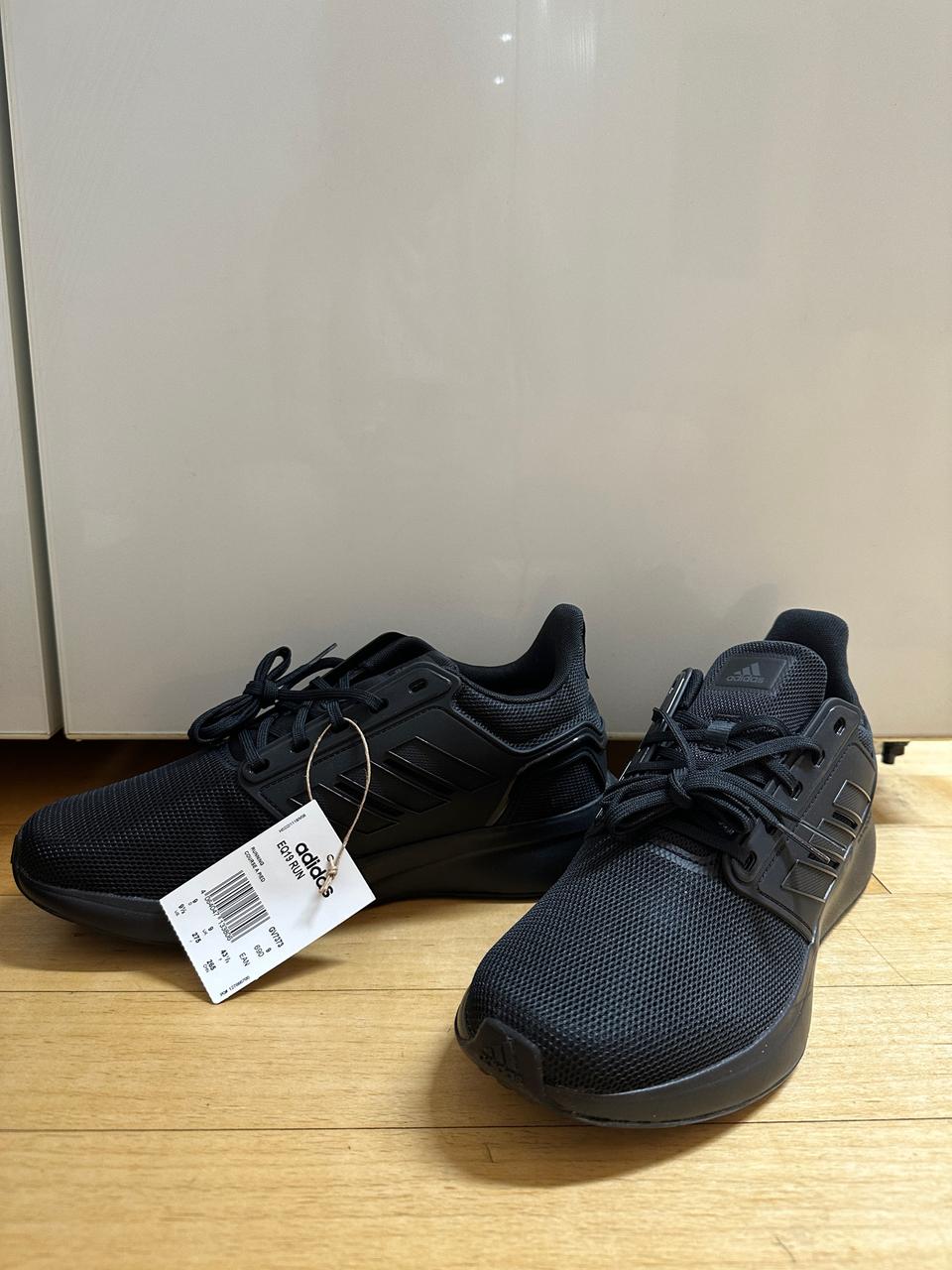 아디다스 러닝화 운동화 런닝화 남성 275 박스포함 새상품 EQ19 RU