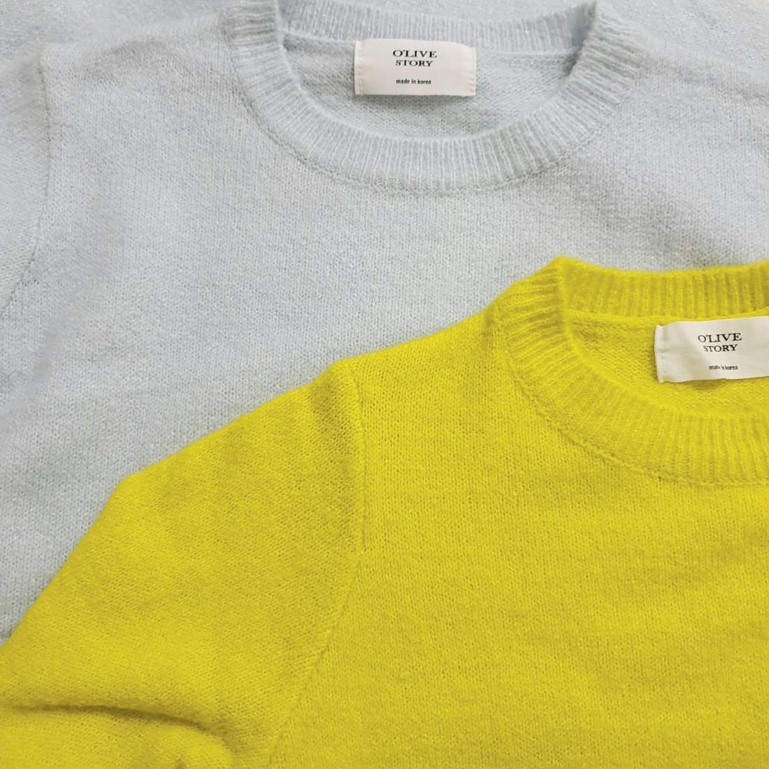 새상품 라운드넥 기본 니트