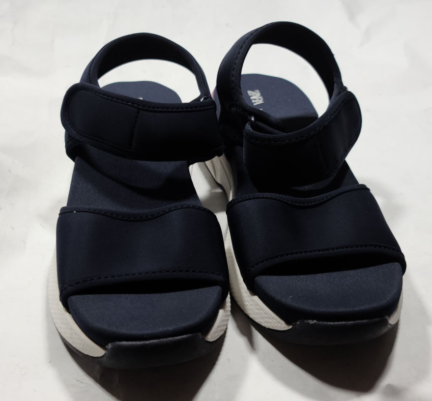 자라 샌들 38사이즈(245)