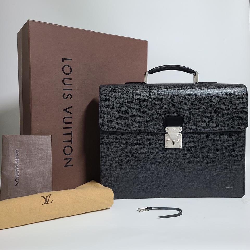 루이비통 타이가 세르비엣 모스코바 서류가방 브리프케이스 056