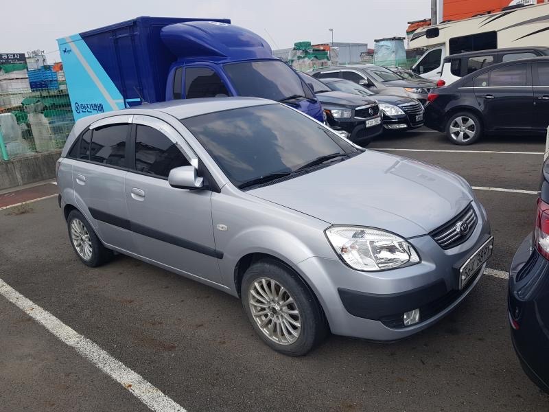 기아 프라이드(신형) 5도어 1.6 CVVT SLX