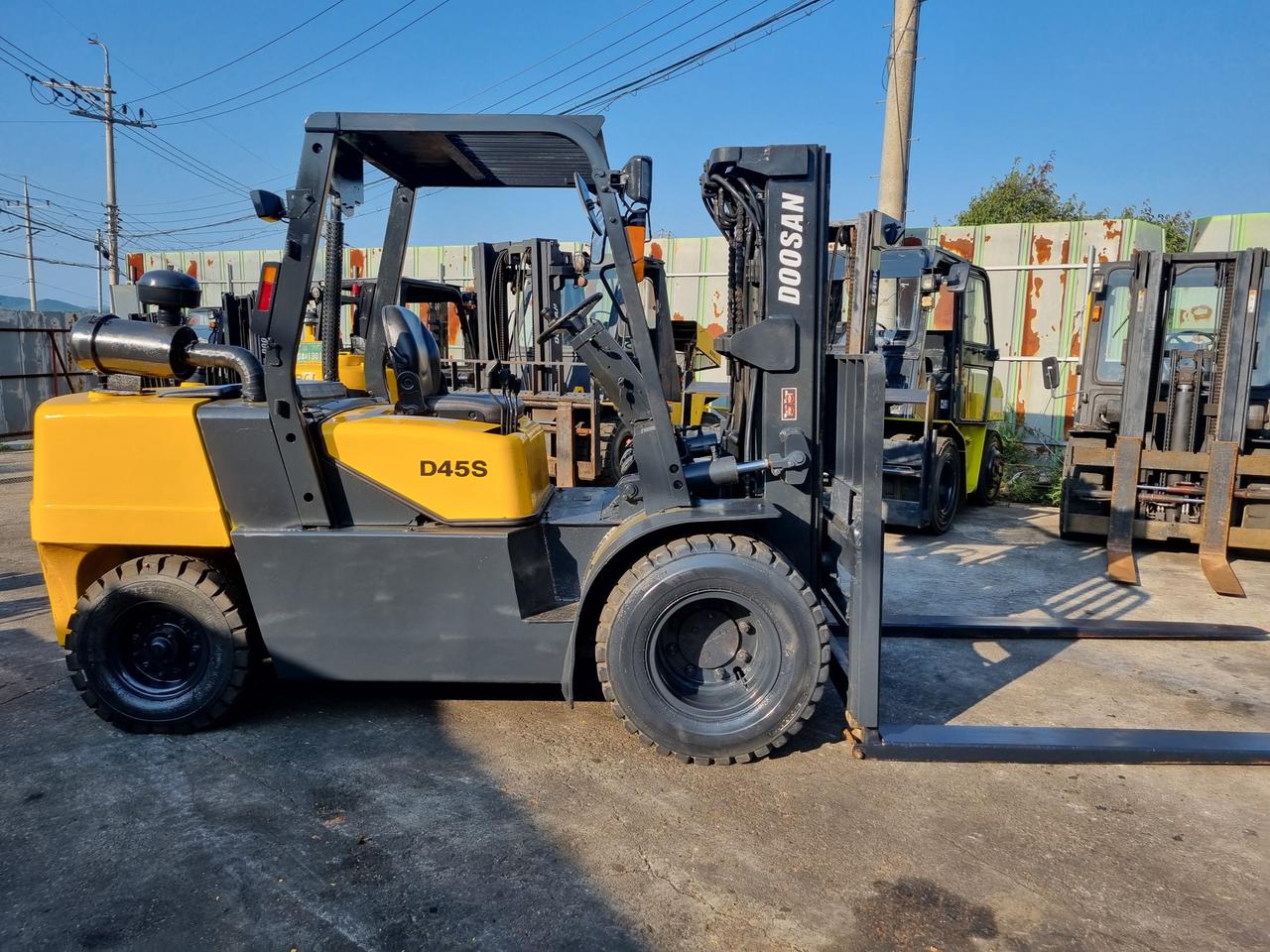 두산 4.5톤 디젤지게차