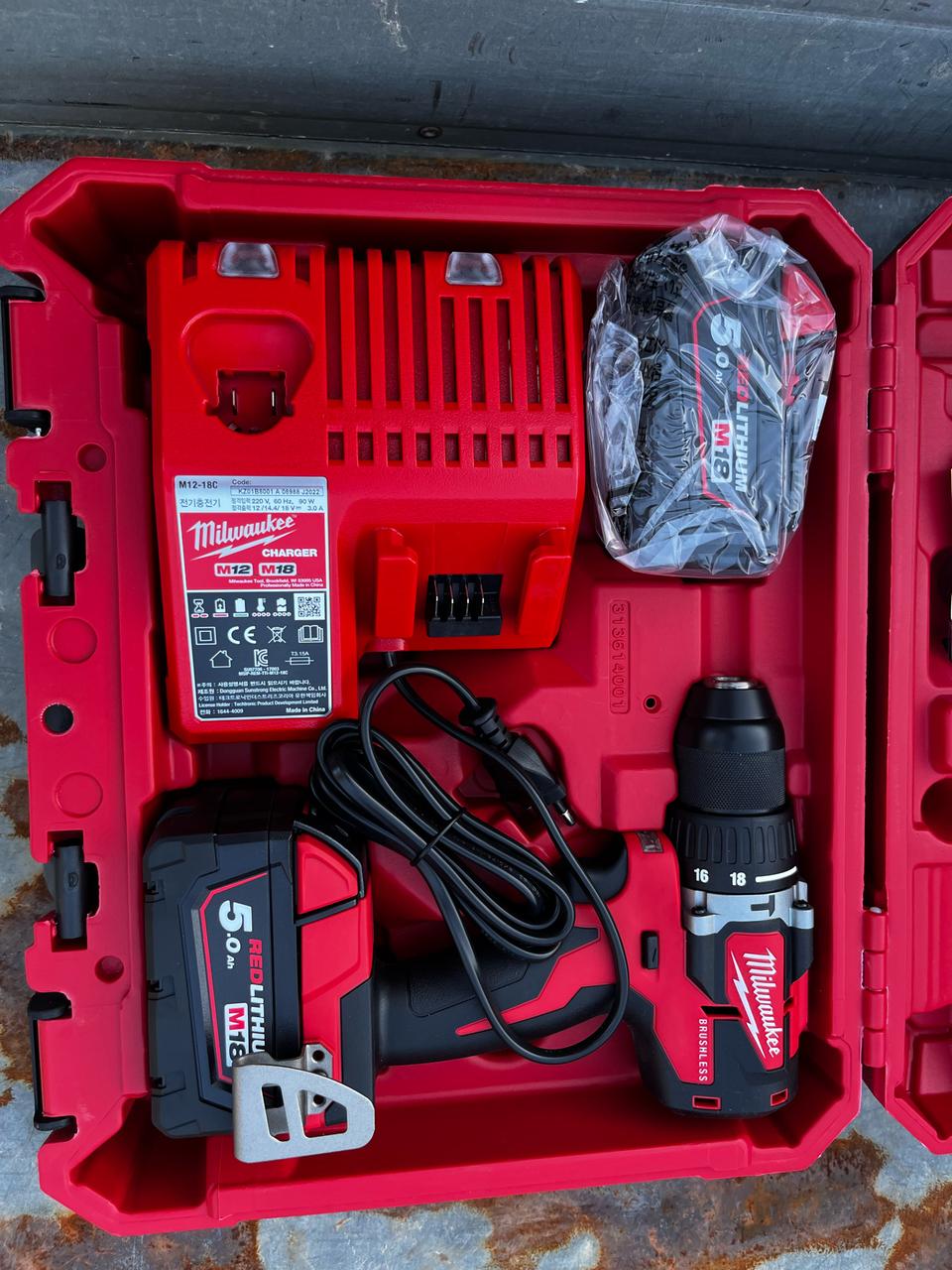 밀워키 충전드릴 해머드릴