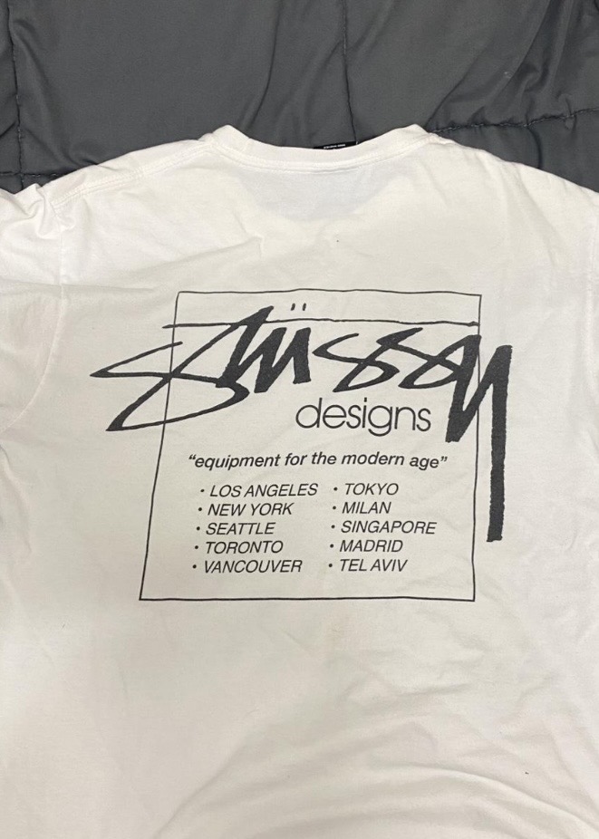 스투시 디자인 반팔 S사이즈