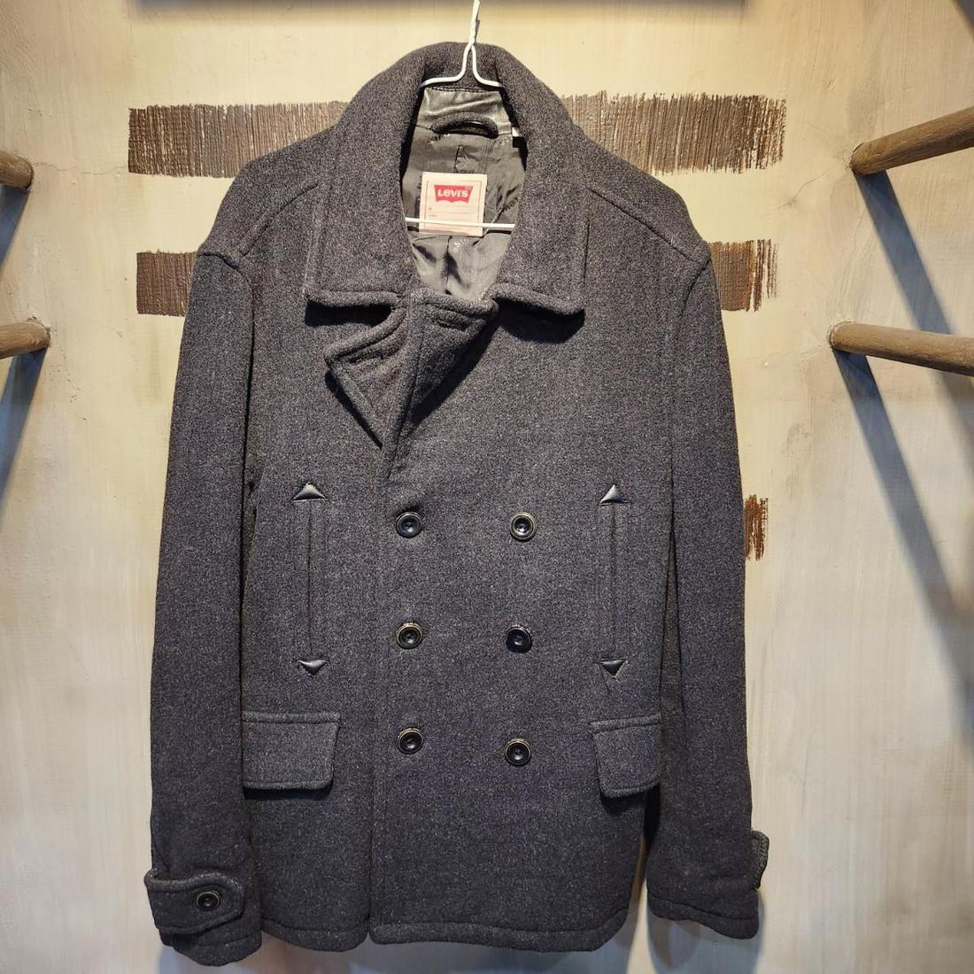 리바이스 울코트