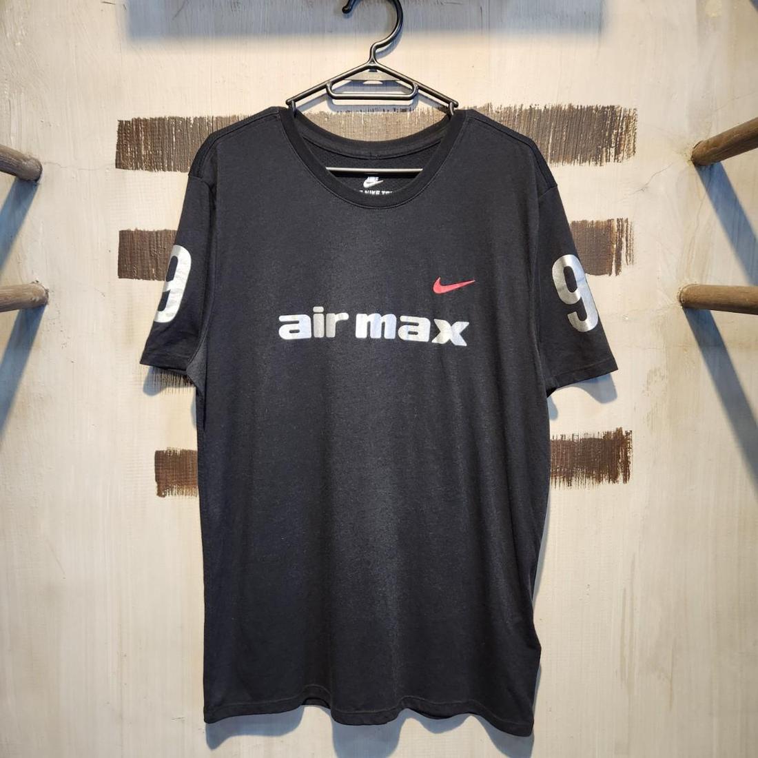 나이키 반팔티 에어맥스