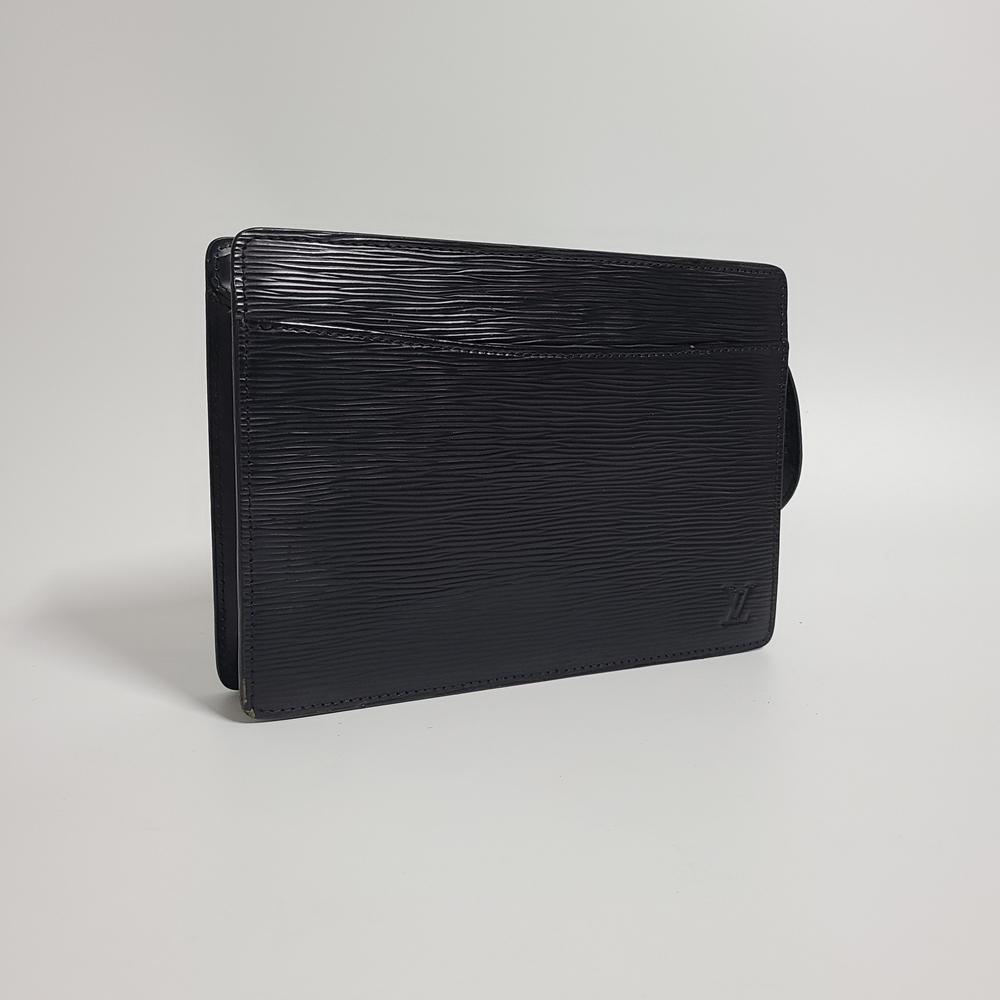 루이비통 에피 포쉐트 옴므 블랙 파우치 클러치백 세컨백 038