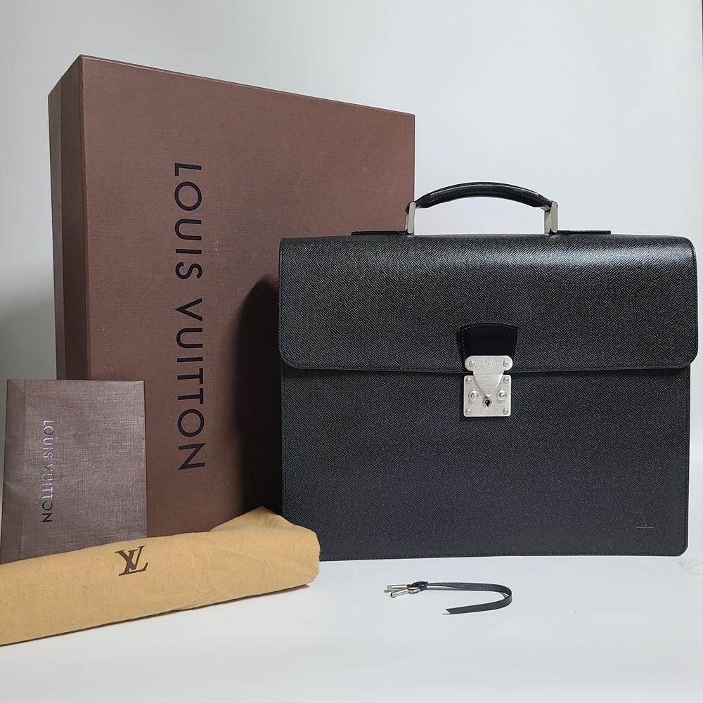 루이비통 타이가 세르비엣 모스코바 서류가방 브리프케이스 056