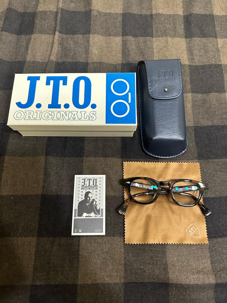 줄리어스타르트옵티컬 (jto) 톨토이즈42