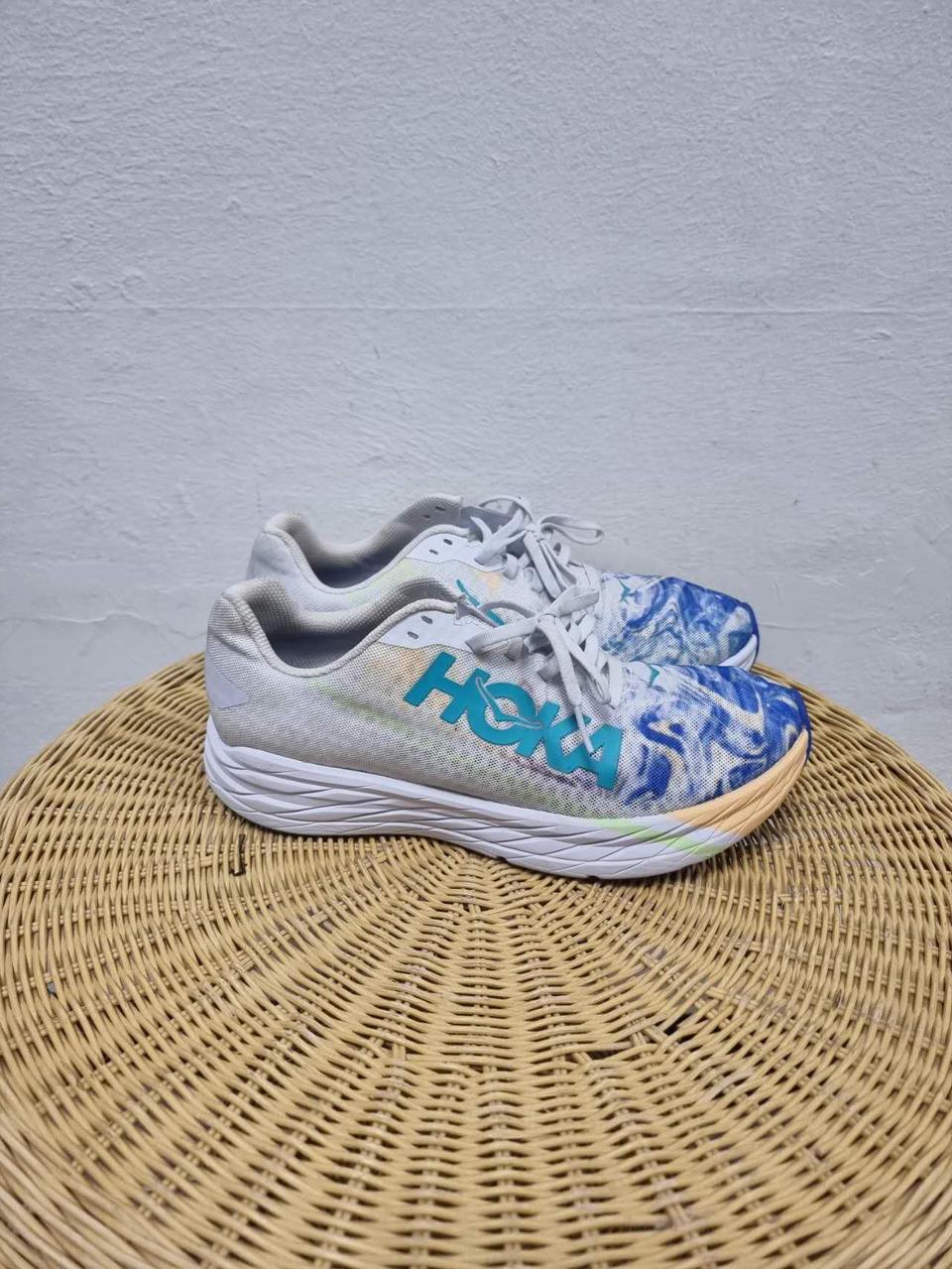 호카오네오네 남성 운동화 사이즈275 상태좋아요 X1-485