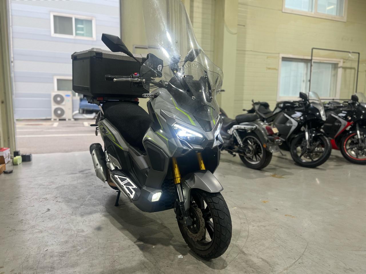 23년식 빅토리아 XDV300 1만km 배달셋팅차량 판매