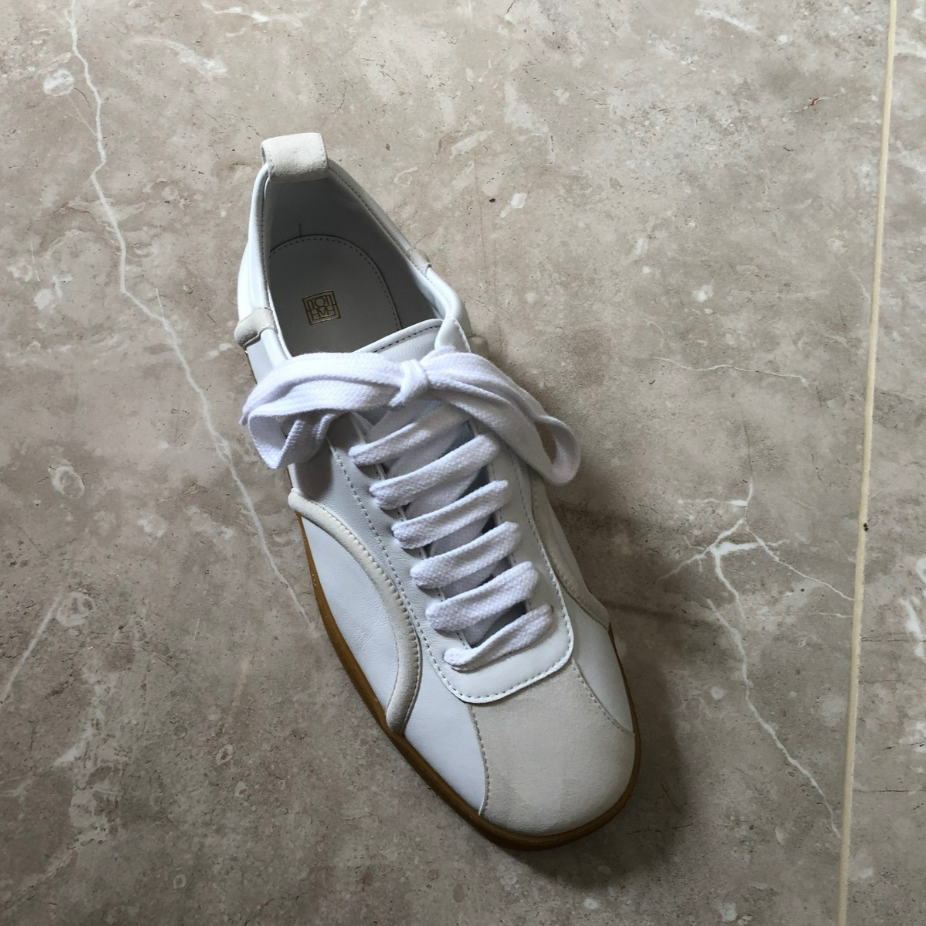 토템 Toteme 여성 더 스니커즈 이탈리아 (차정원 착용)